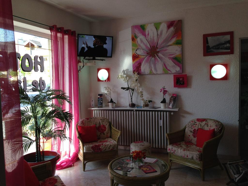 Hotel De La Poste Douvaine Εξωτερικό φωτογραφία